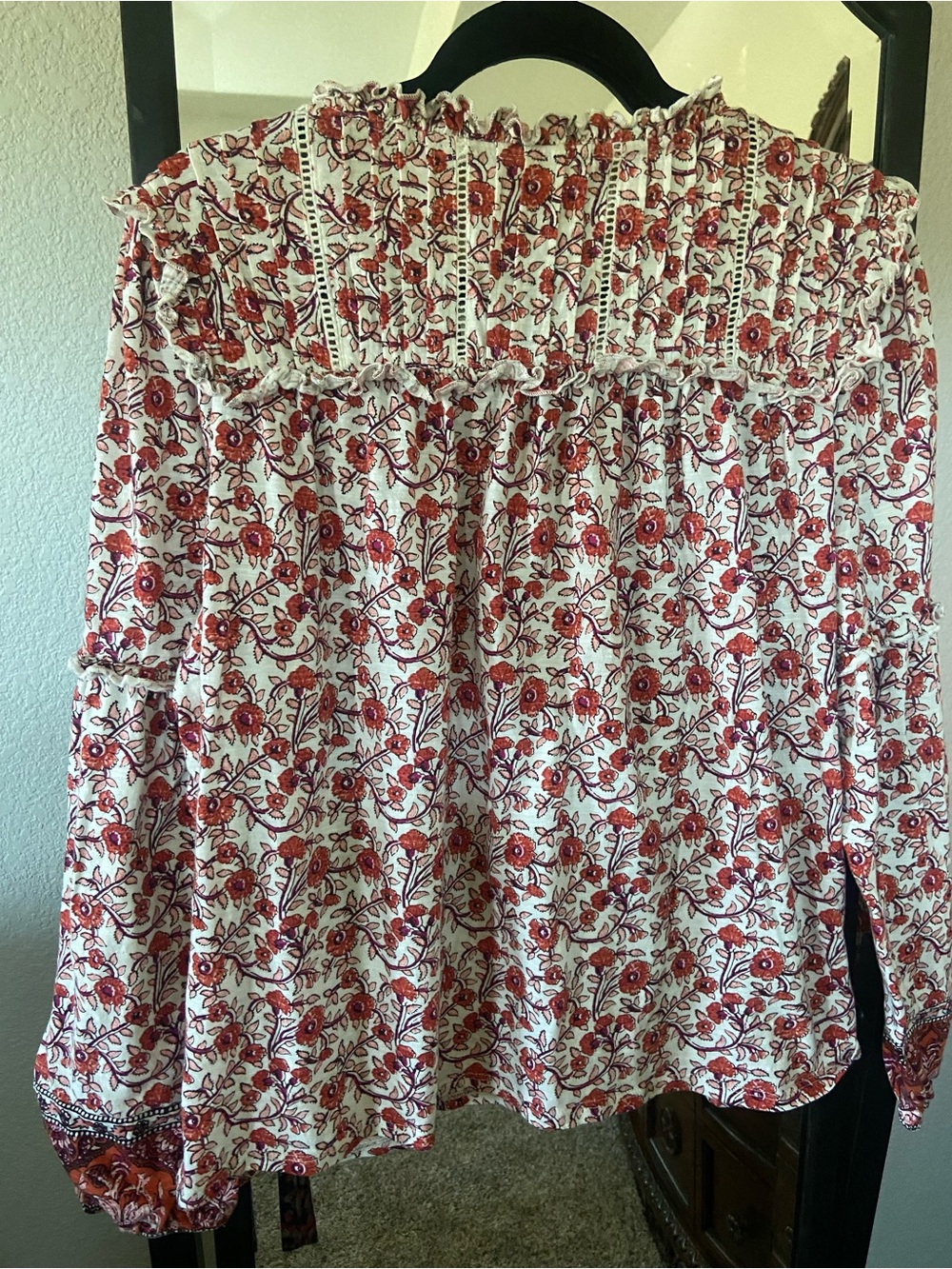 Wonderly Red and White Floral Peasant Blouse - Picture 8 of 9